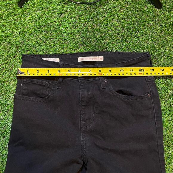 Levi’s 721 High Rise Black Skinny Denim Jeans size 26x32 - Picture 4 of 7